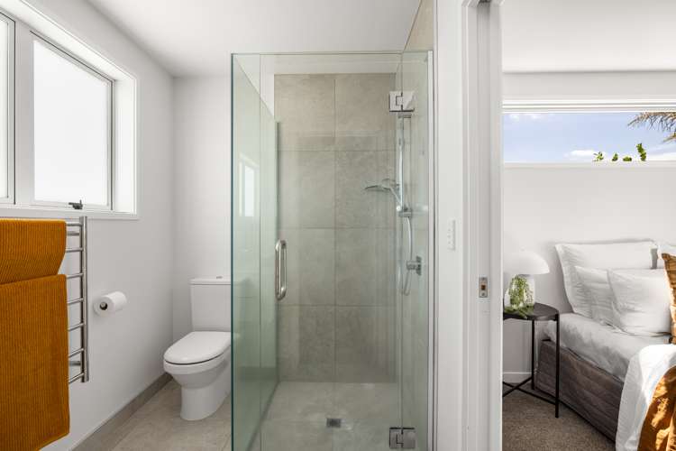 80 Puhirake Crescent Pyes Pa_6