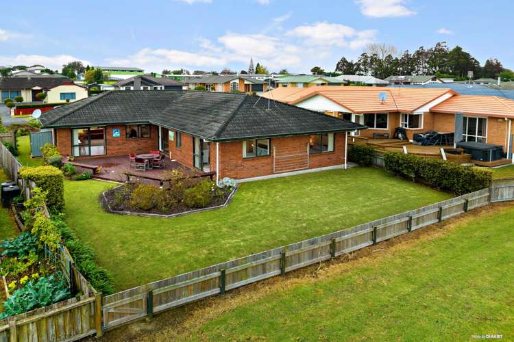 71 Elsie Drive Waiuku_19