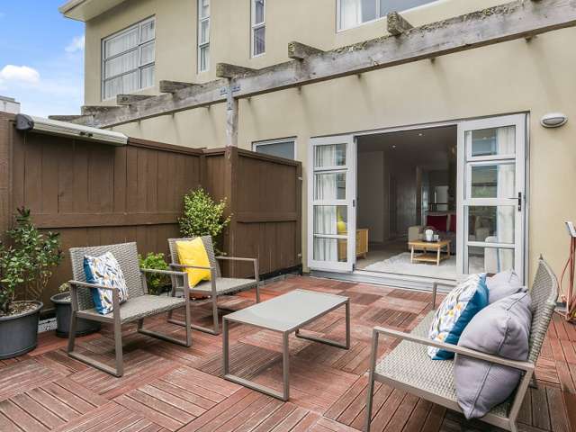 2/77 Tory Street Te Aro_1