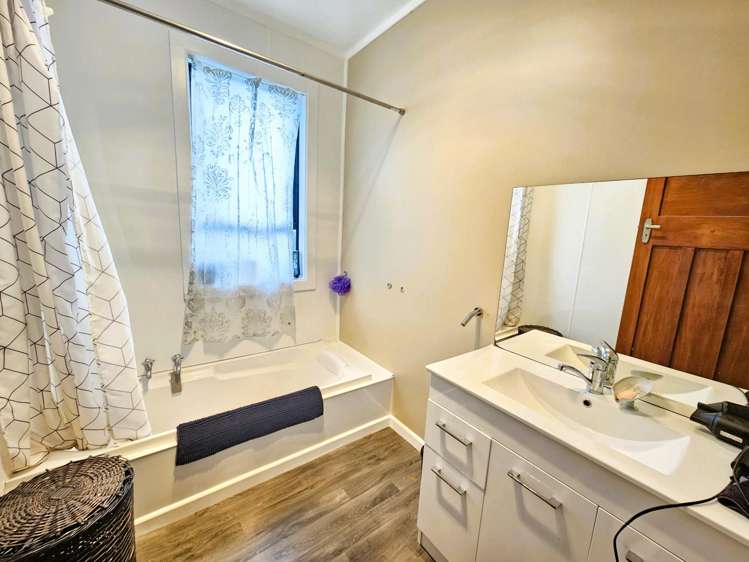 4 Main Road Clinton_9