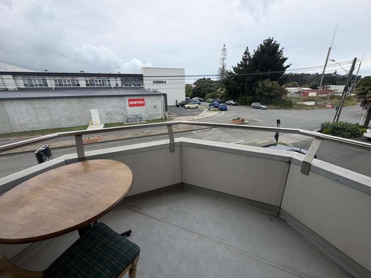 94 Ford Road Onekawa_1