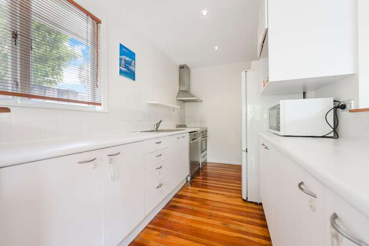 1/12 Tonkin Drive Sunnynook_8