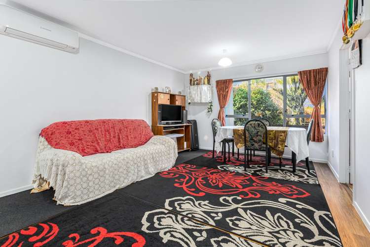 2/84 Rintoul Street_1