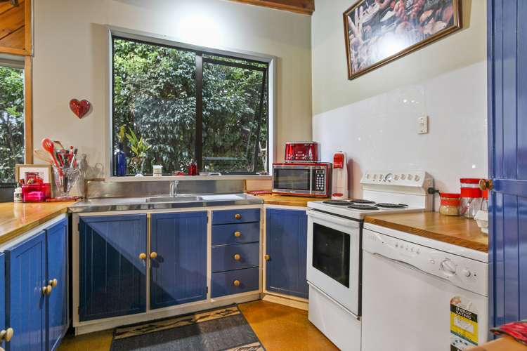 117 Rosier Road Glen Eden_11