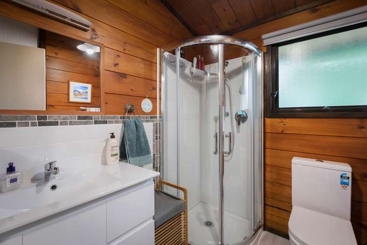 200 Danby Street Thames_15