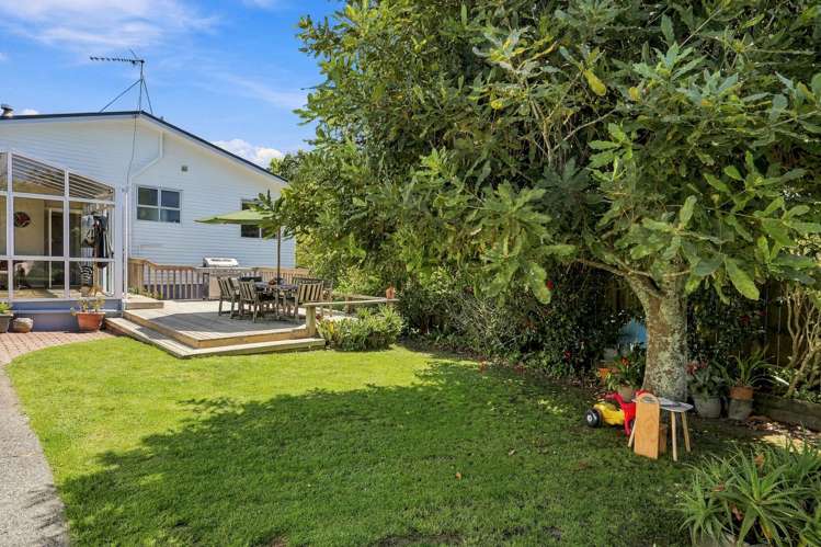 46 Kia Ora Road Beach Haven_12