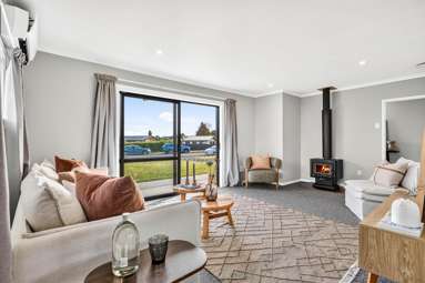 5 Konini Place_4