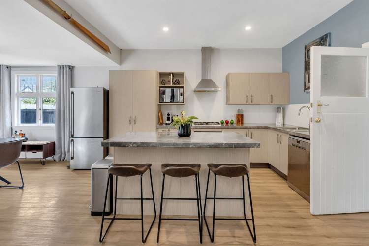 90 Buchanans Road Hei Hei_5