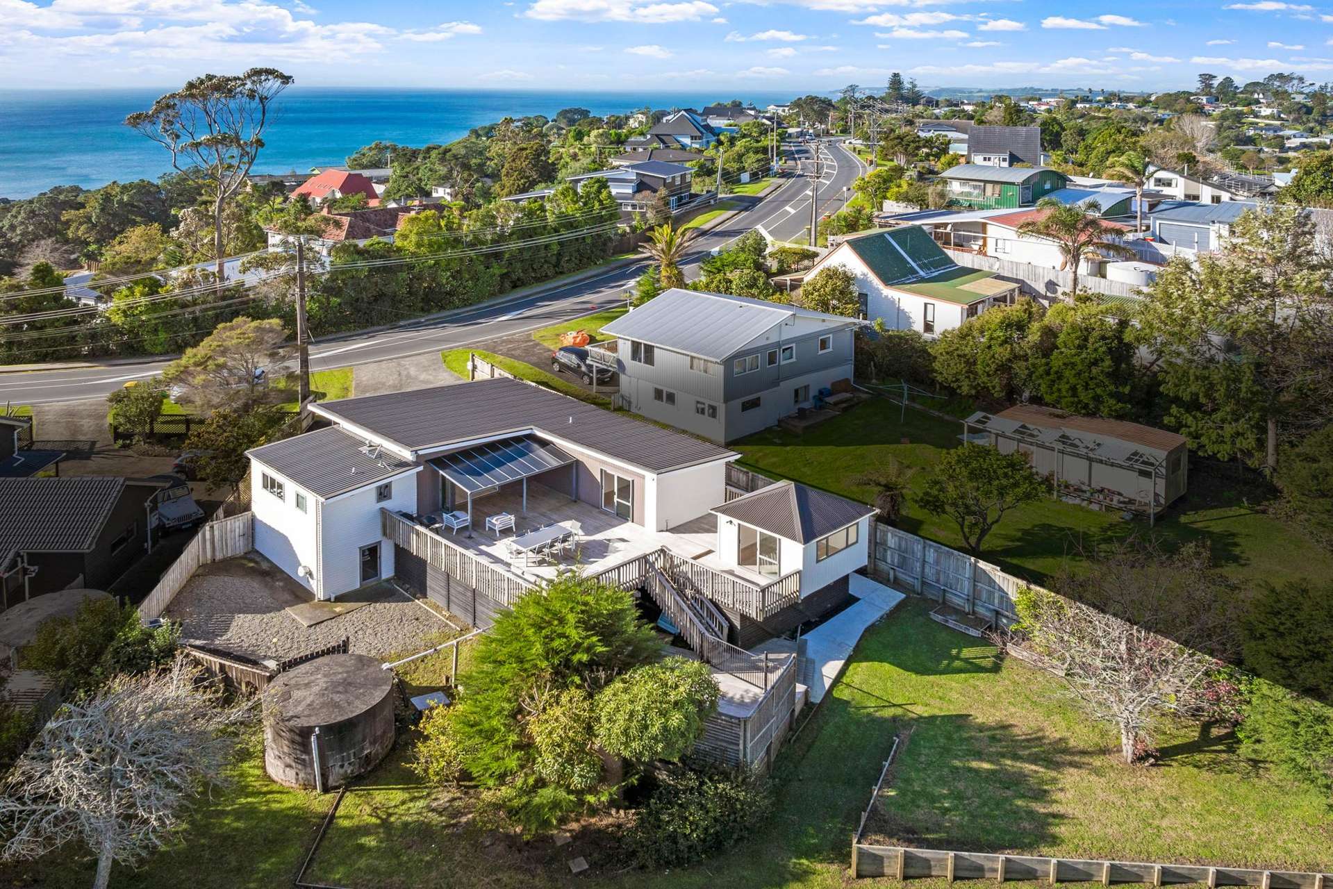 7 Vipond Road Stanmore Bay_0
