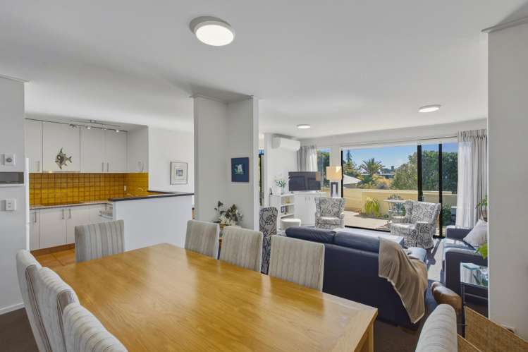 7/27 Shelbourne Street Nelson Central_6