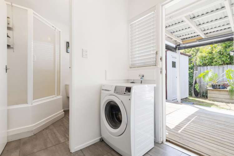 1/10 Ron Keat Drive Papakura_9