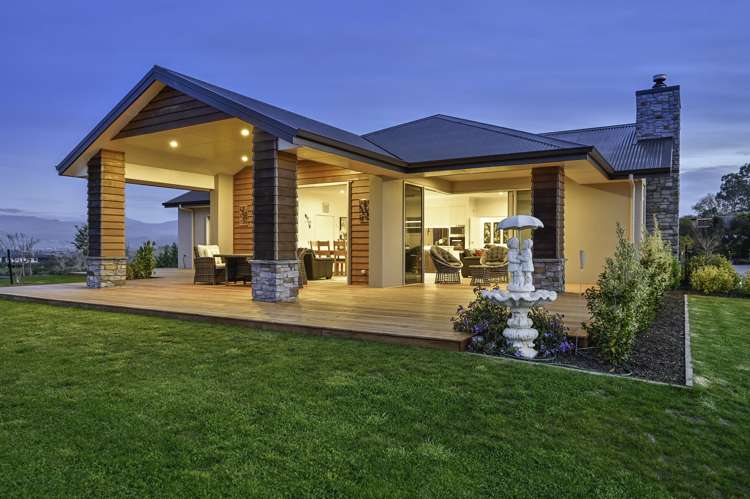 11 Karamu Lane Redwood Valley_16