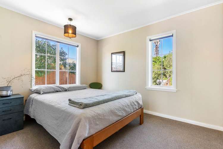 2 Buchanan Road Kingseat_6