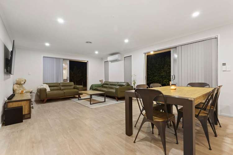 20 Biplane Street Takanini_11