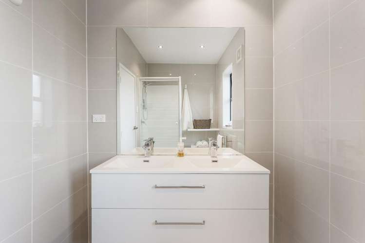 820 Whangaparaoa Road Manly_14