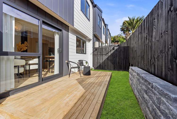 14 Gerontius Glade Torbay_18