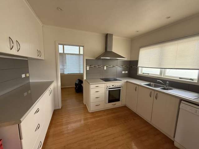 7 Bevyn Street Castor Bay_3