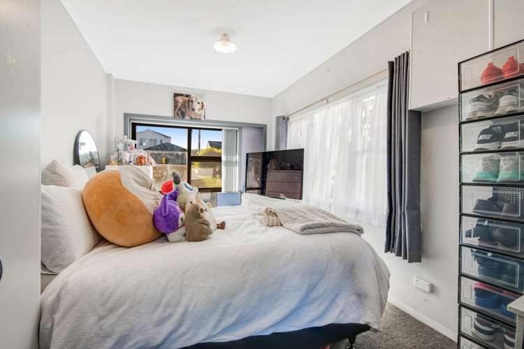 35 Vipond Road Stanmore Bay_17