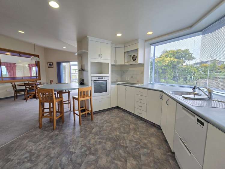 15 Alpine View Hokitika_8