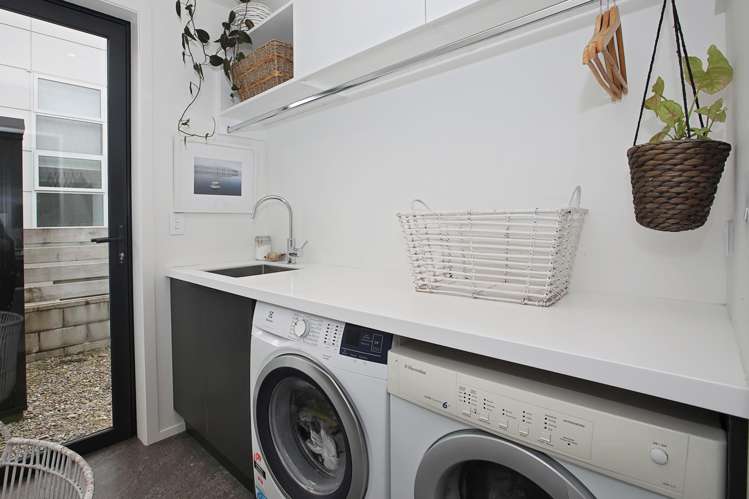 11 Towack Street Riverton_19