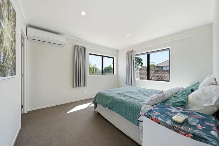 120 Hutchinsons Road Bucklands Beach_18