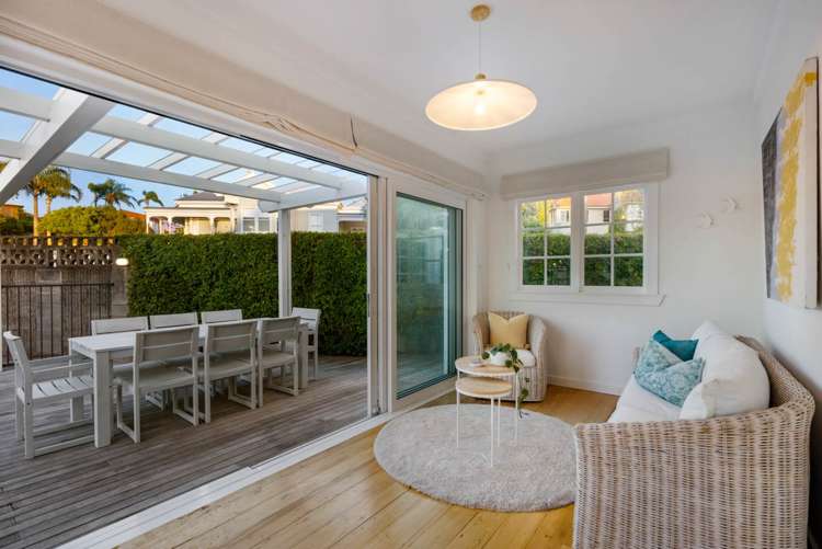 22 Marine Parade Herne Bay_12