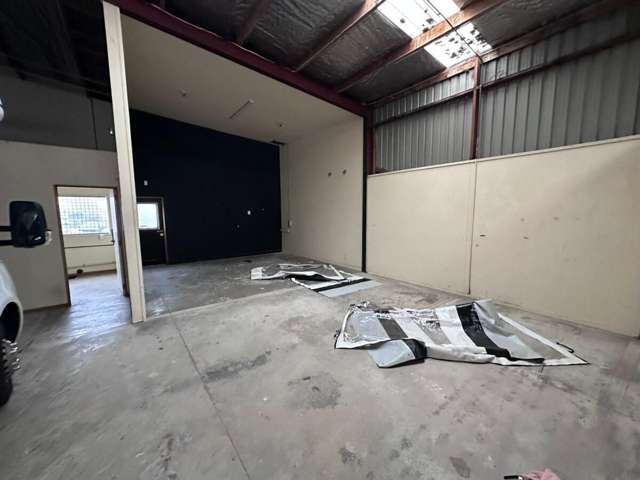 Unit 1/12 Maleme Street Greerton_2
