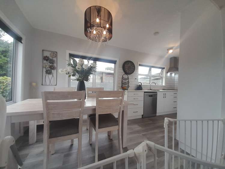 28 Apollo Parade Milson_15