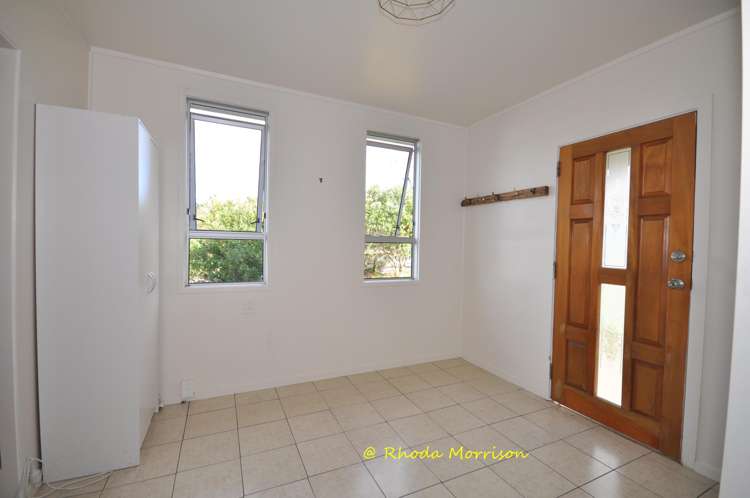 8 Heaths Way Paparoa_27