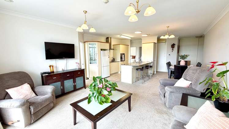 4/99 Mokoia Road Birkenhead_10