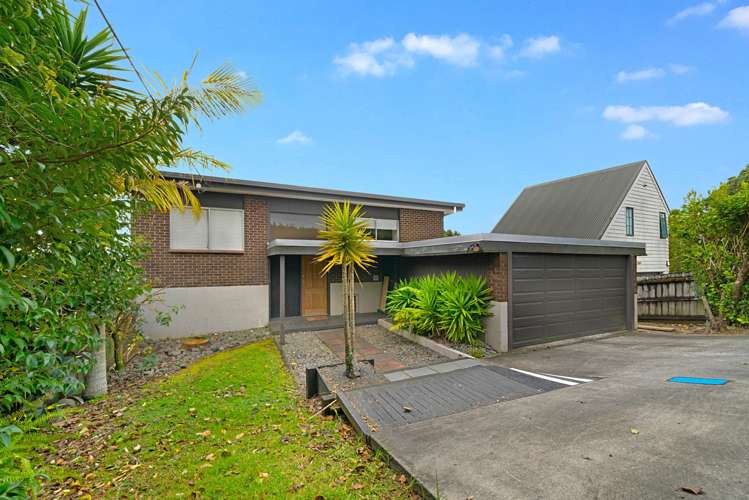 229 Golf Road_0