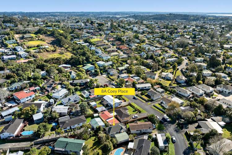 8a Coey Place Glen Eden_23