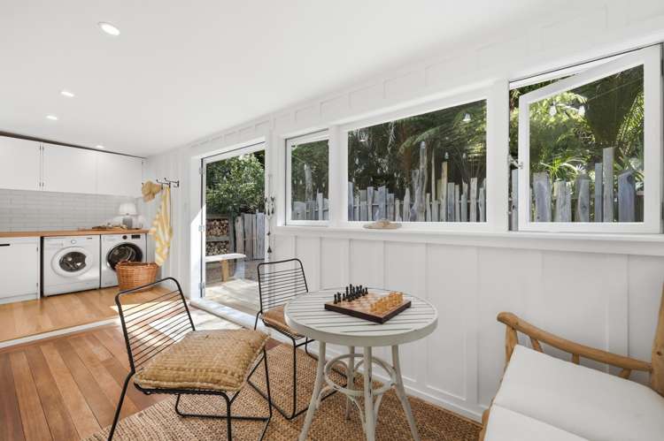 19 Crescent Road West Ostend_30