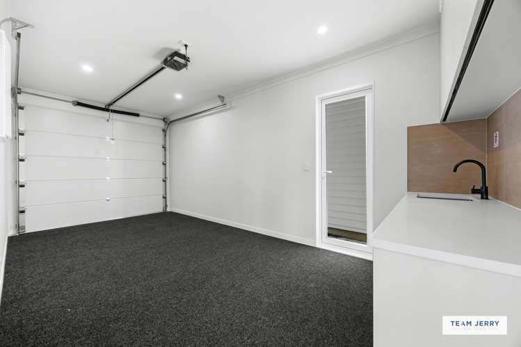 2 Longview Oak Lane Rosehill_32