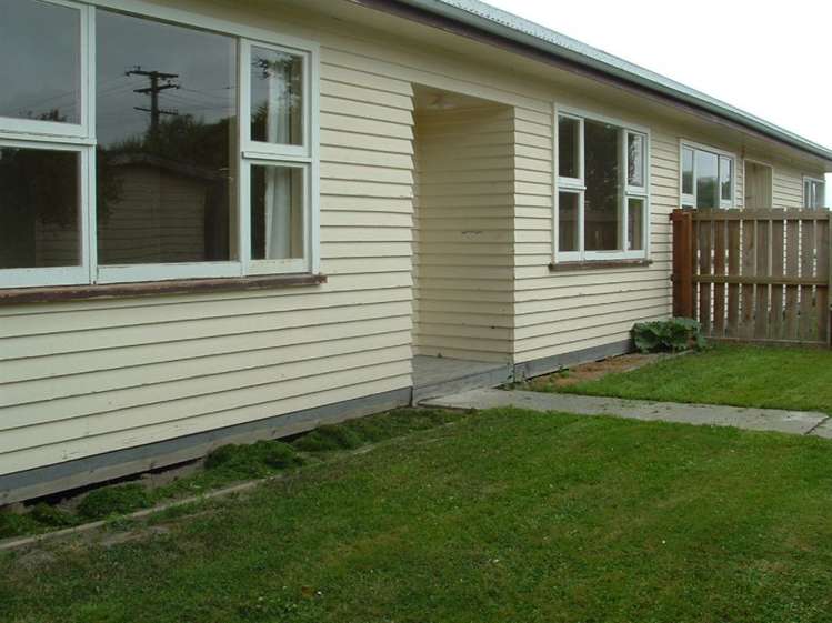 2/10 Thomas Street Temuka_3