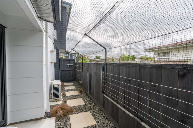 2/11 Gazeley Avenue Silverdale_21