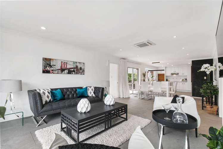 6 Canonbie Place East Tamaki Heights_8