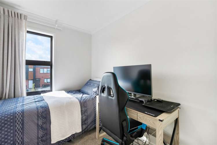 51 Manarini Road Westgate_12