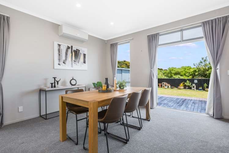 16 Cedarwood Street Woodridge_6