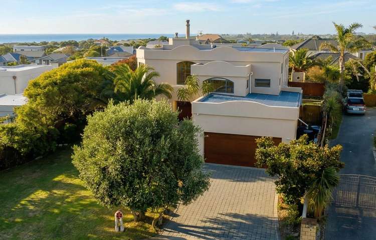 3 Shearwater Rise Paraparaumu Beach_1