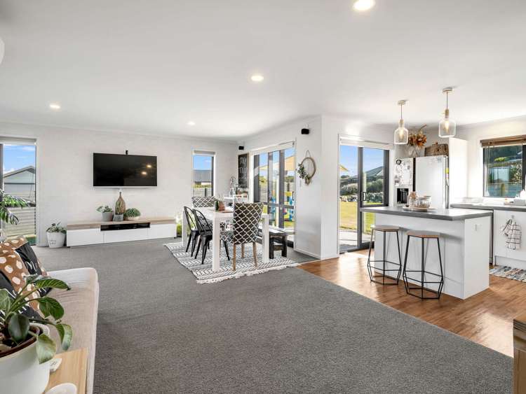 28 Macdonald Heights Feilding_8