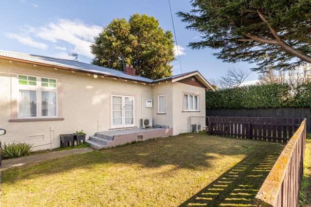 1 and 2 of 1/129 Frederick Street Mayfair_2