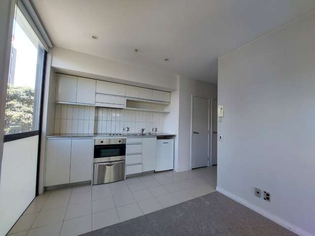 202/75 Halsey Street 10015_2