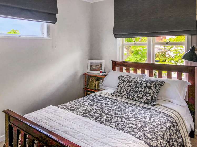 28a Old Lake Road Narrow Neck_7