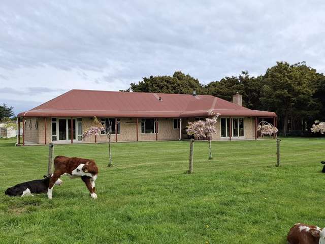 Countryside Living City Charm