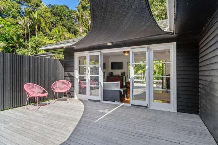 31 Valley Road Titirangi_20