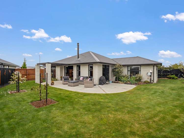 11 Florence Drive Lincoln_26