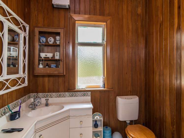 5 Adams Terrace Aro Valley_8