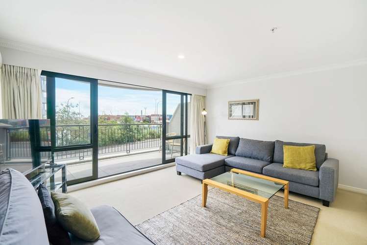 1E/118 Gladstone Road_0
