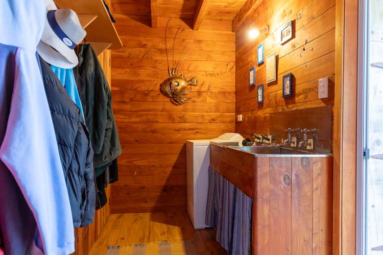 61 Akitio Esplanade Pongaroa_17